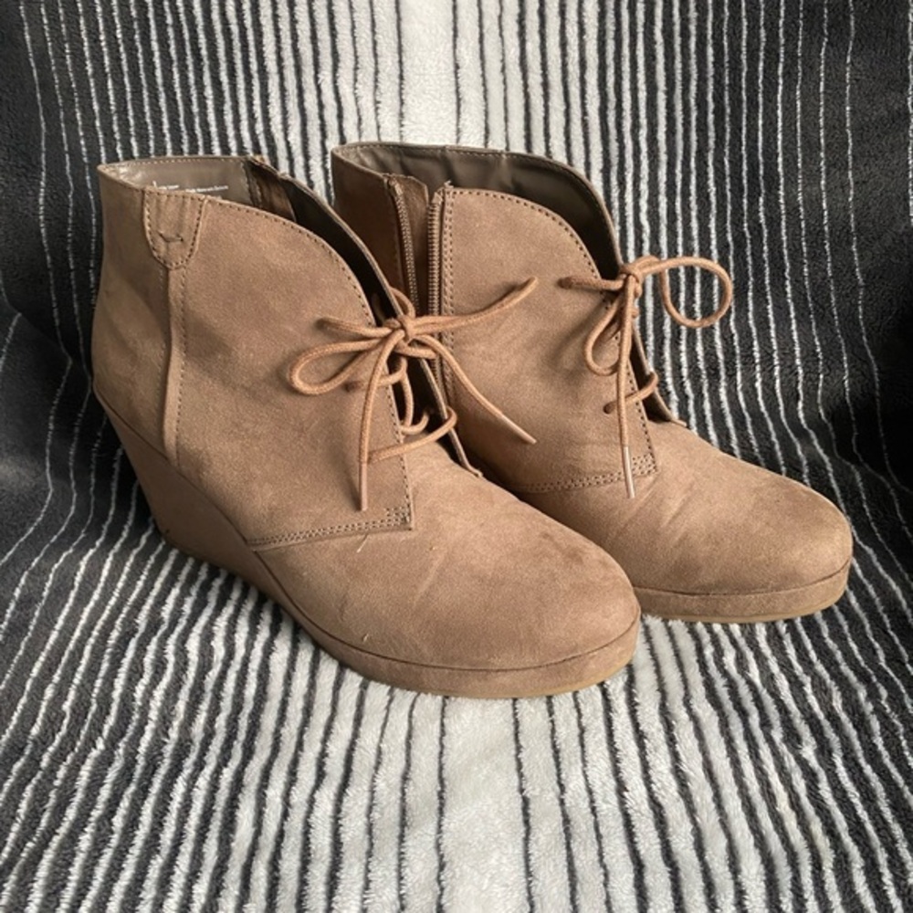 Women's Taupe Wedge Ankle Boots